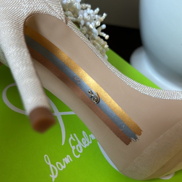 Sam Edelman women’s Gillie Ankle Strap
Sandal size 8 SAND color  new with box - Picture 7 of 9